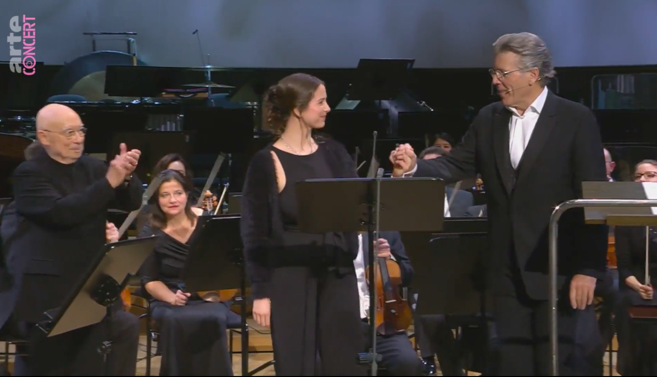 Mit Dennis Russell Davies, Thomas Hampson, MDR-Sinfonieorchester