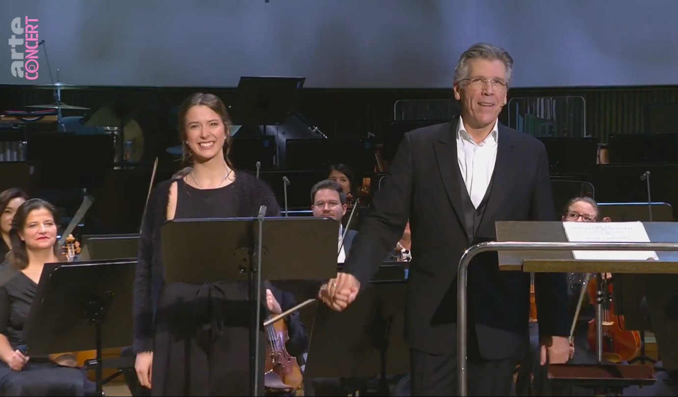 Mit Dennis Russell Davies, Thomas Hampson, MDR-Sinfonieorchester